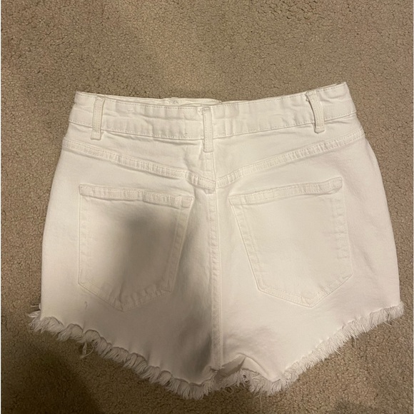 Zara white jean shorts - Picture 2 of 2